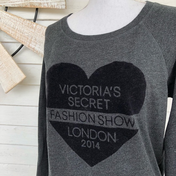 2014 Victorias Secret Fashion Show Crew Sweatshirt - Picture 2 of 5